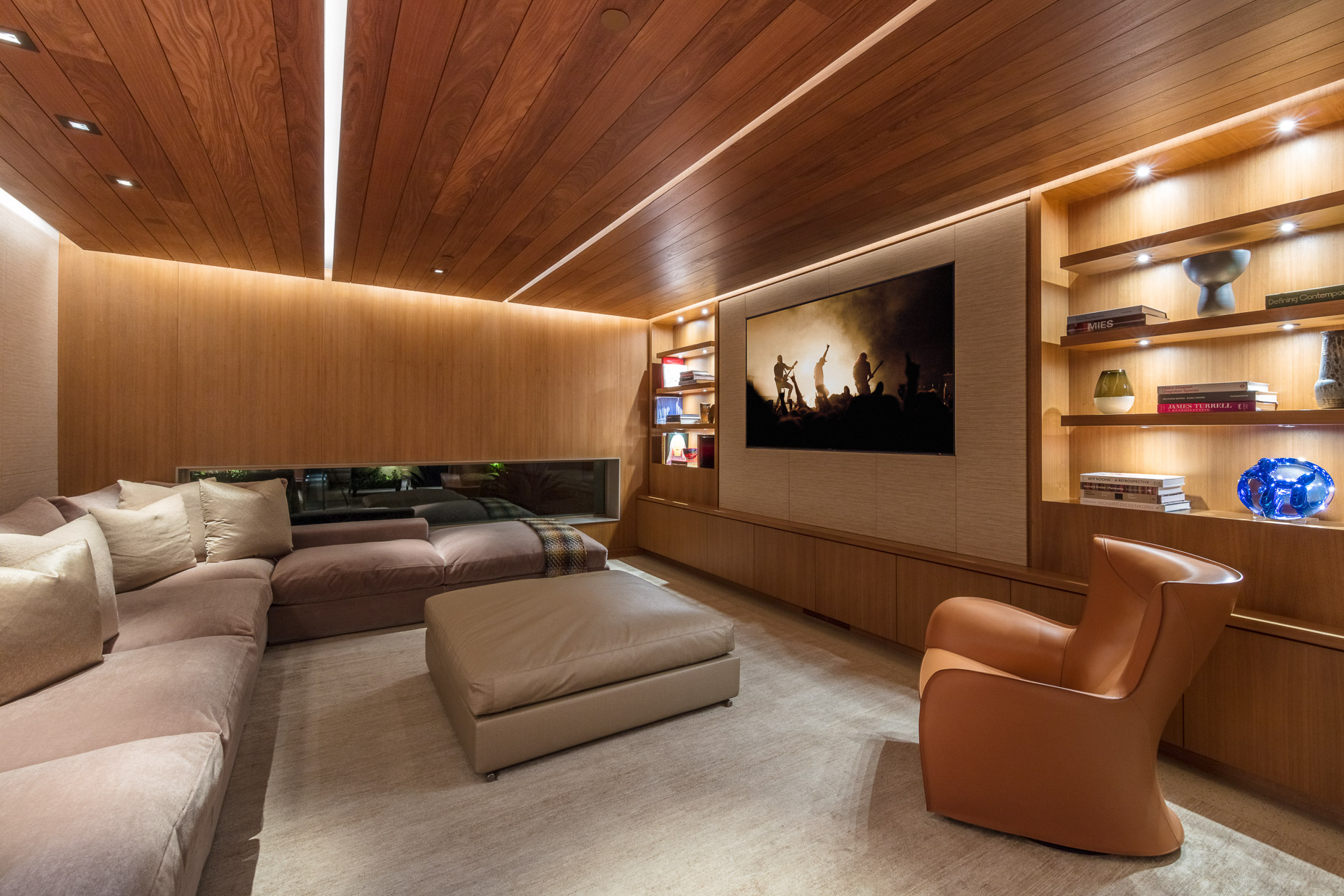 33-Media_Room-12r